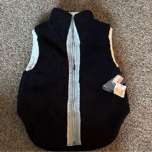NEW FP Movement Free People Black Reversible Fleece Sherpa Puffer Vest Small